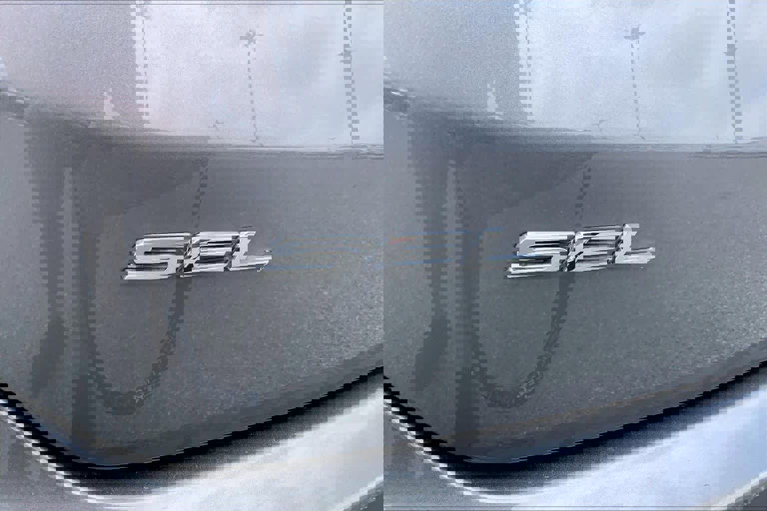 Certified 2024 Ford Edge SEL image 10