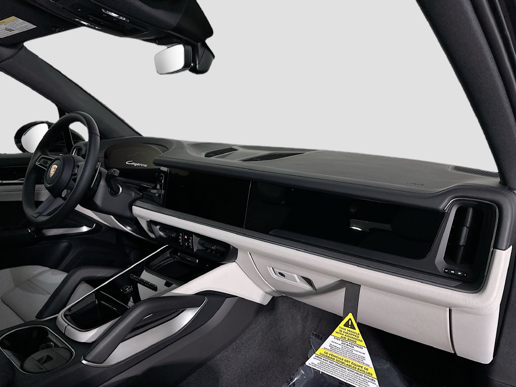 New 2026 Porsche Cayenne AWD/4WD image 32