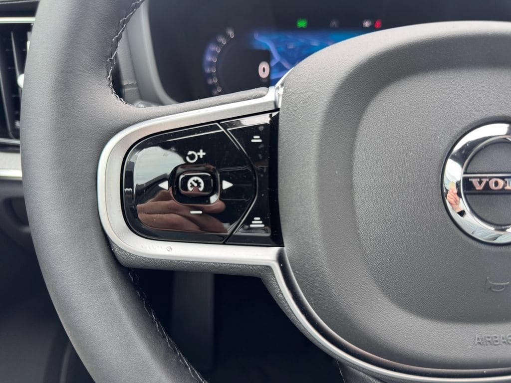 New 2026 Volvo V60 B5 Cross Country Ultra w/ Climate Package AWD/4WD image 16