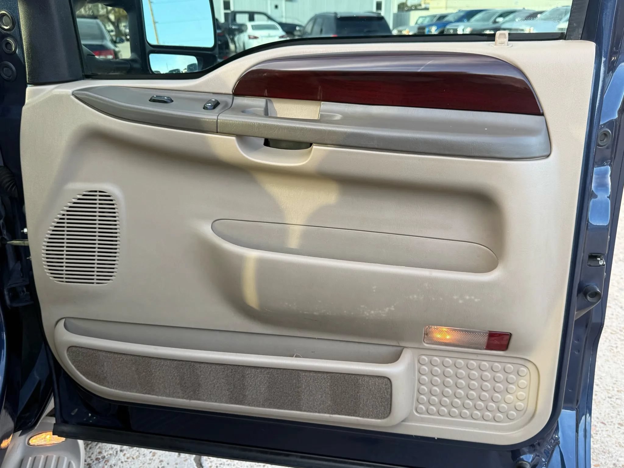 Used 2003 Ford Excursion Eddie Bauer AWD/4WD image 46