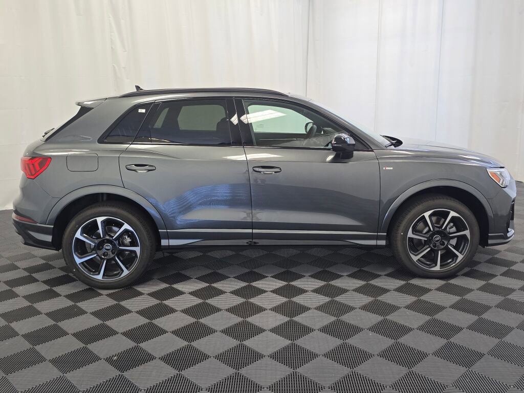 New 2025 Audi Q3 2.0T Premium Plus image 7