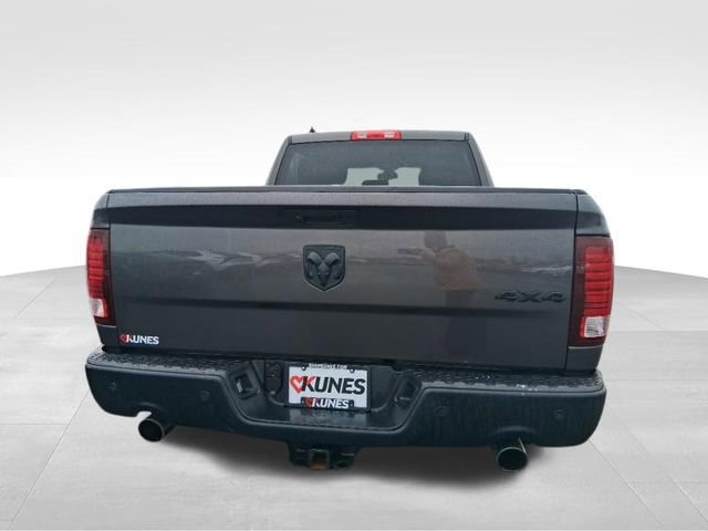 Used 2022 RAM 1500 Classic Warlock AWD/4WD image 9
