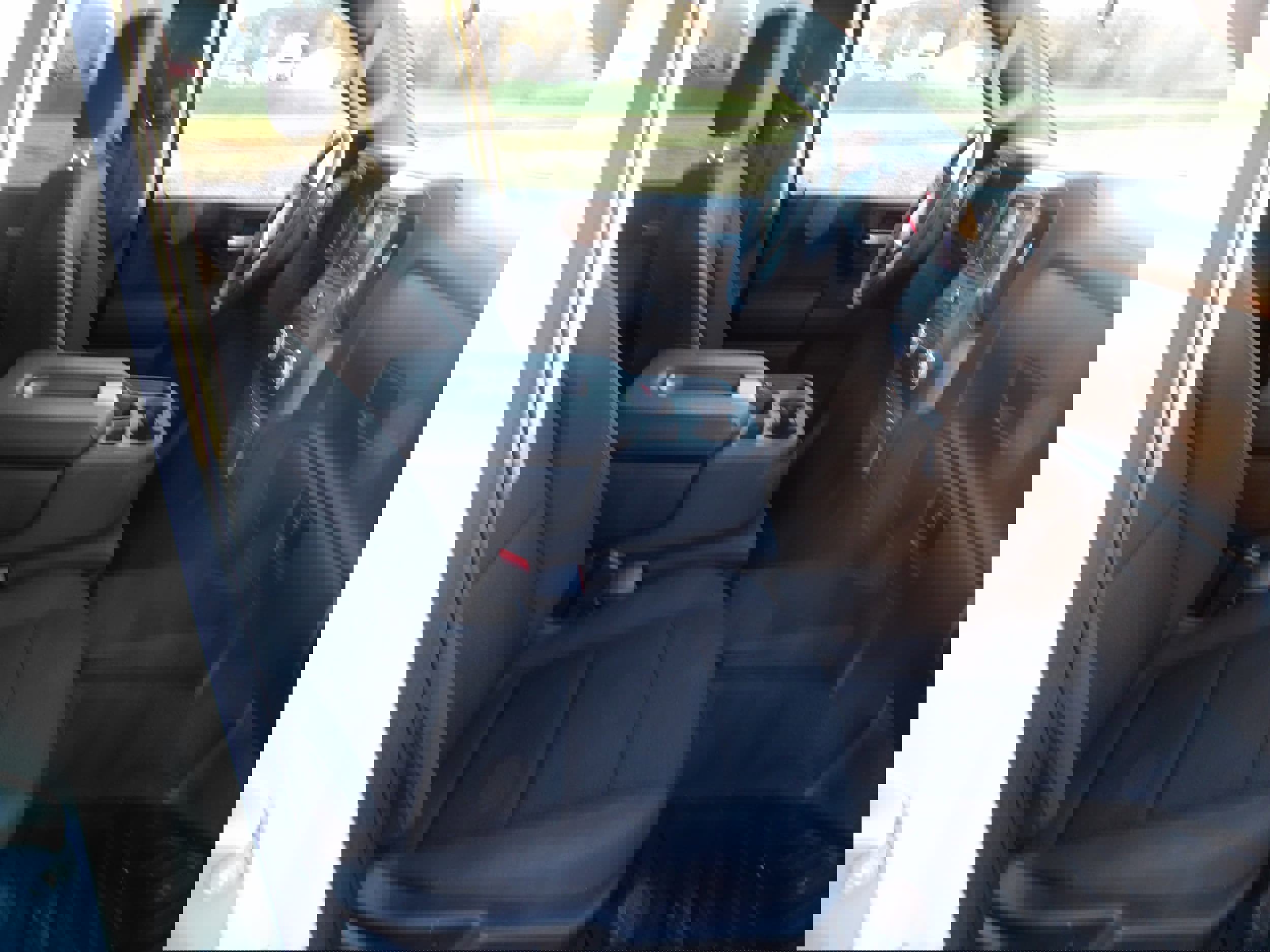 Used 2025 GMC Sierra 1500 Pro w/ Pro Value Package image 9