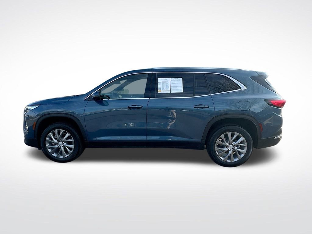Used 2025 Buick Enclave Preferred image 4