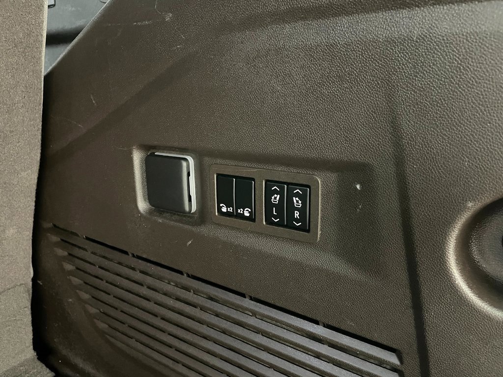 Certified 2023 Chevrolet Tahoe LT w/ Luxury Package image 16