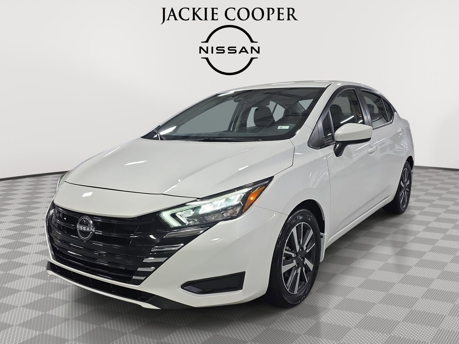 Certified 2025 Nissan Versa SV w/ Trunk Package