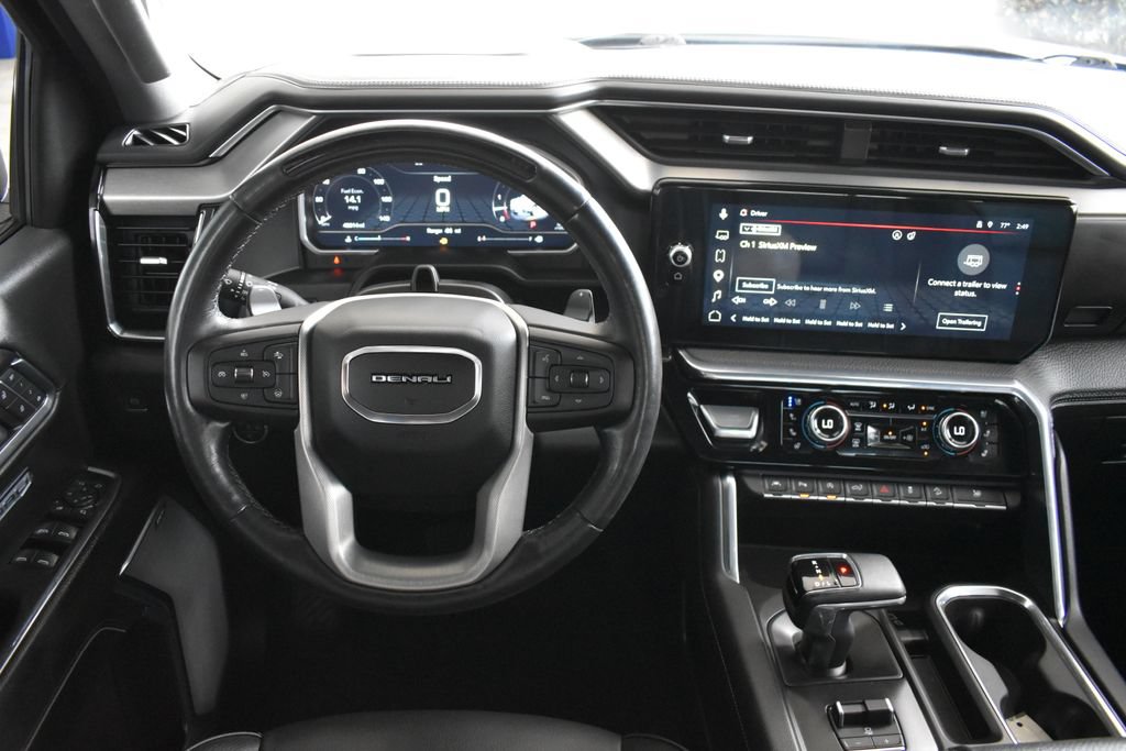 Used 2024 GMC Sierra 1500 Denali AWD/4WD image 3