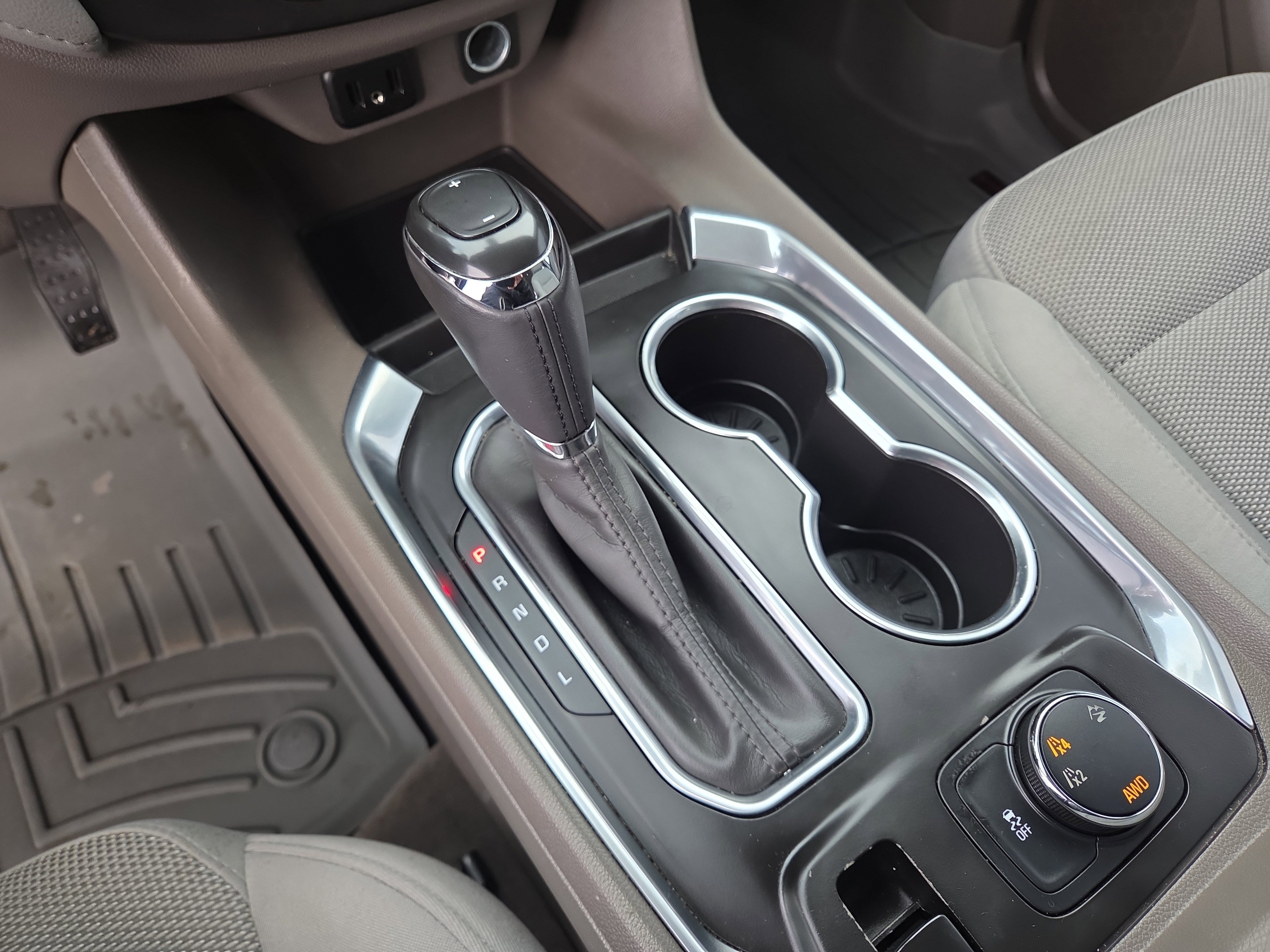 Used 2019 Chevrolet Traverse LT image 24