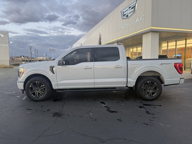 Used 2020 Ford Explorer XLT w/ Class III Trailer Tow Package image 9