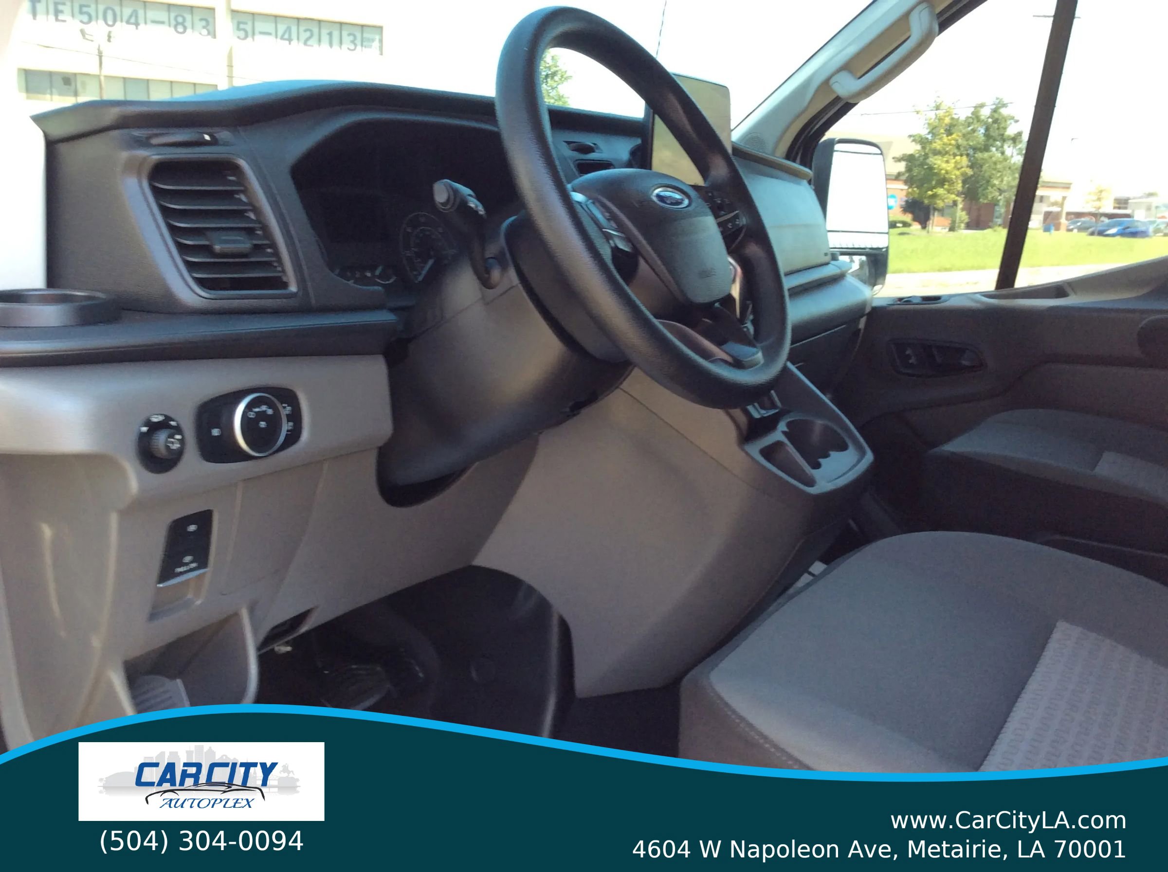 Used 2021 Ford Transit 350 XLT image 6