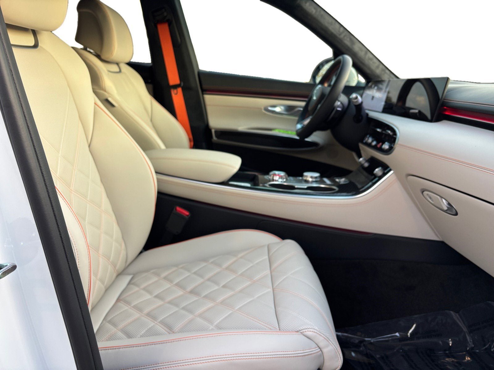New 2026 Genesis GV70 3.5T Sport Prestige AWD/4WD image 15