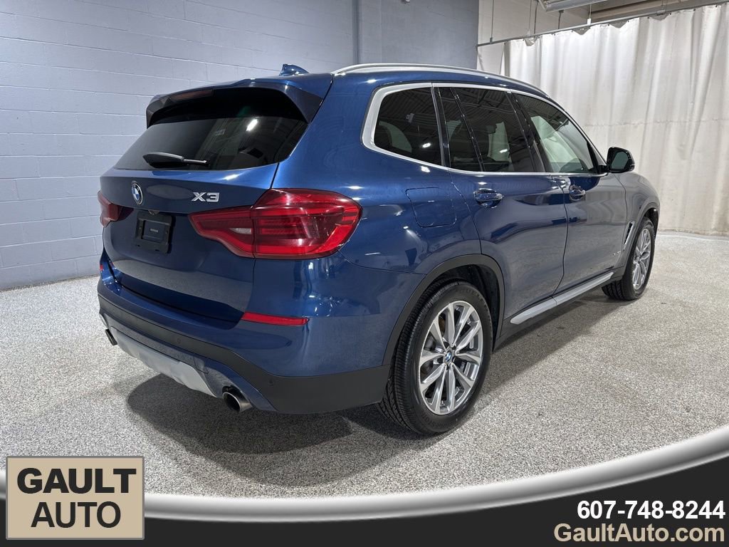 Used 2018 BMW X3 xDrive30i w/ Premium Package image 3