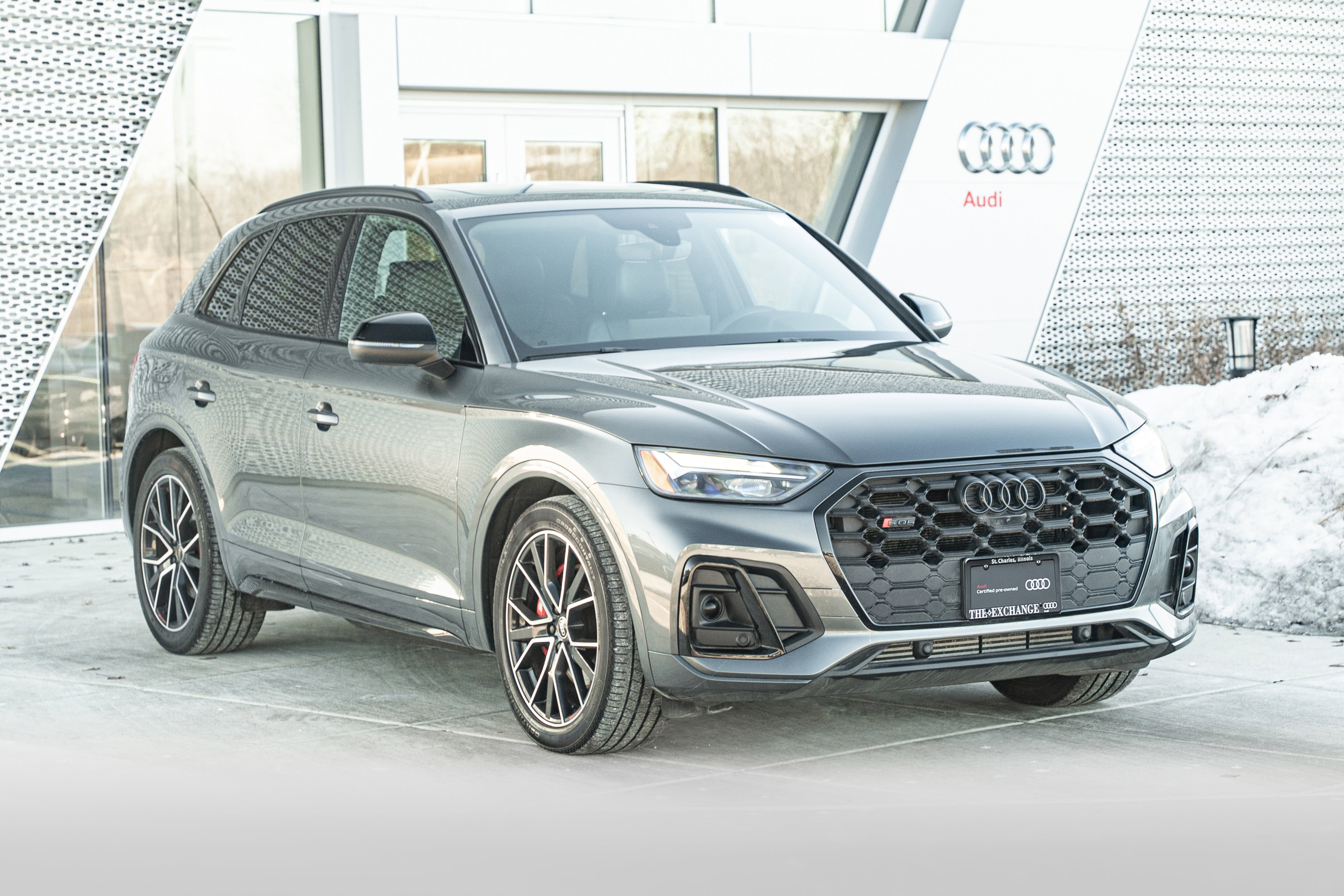 Certified 2022 Audi SQ5 Premium Plus w/ Premium Plus Package image 2