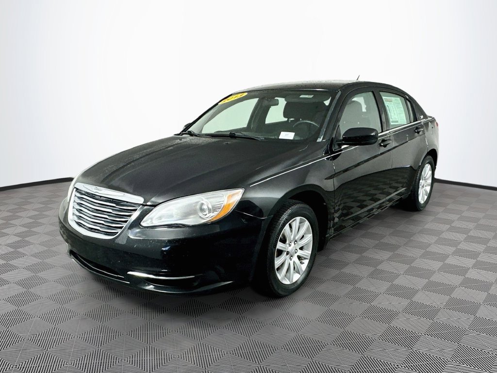 Used 2013 Chrysler 200 Touring w/ Cold Weather Group FWD image 5