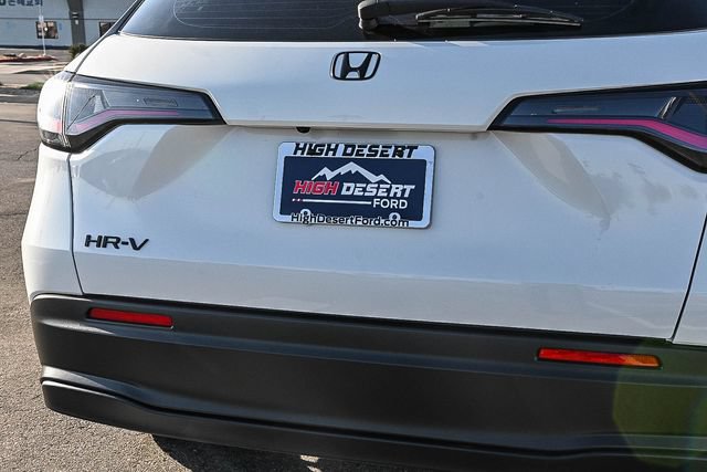 Used 2025 Honda HR-V LX image 11