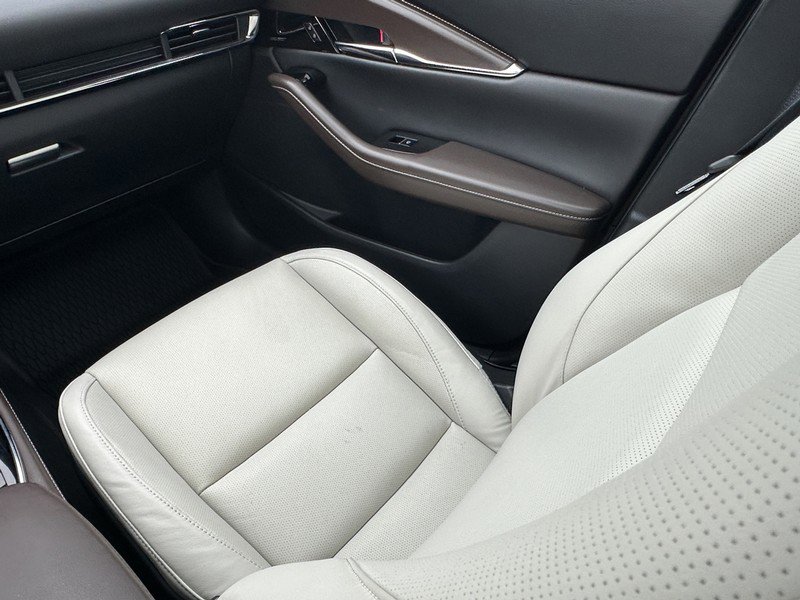 Certified 2025 MAZDA CX-30 2.5 Turbo w/ Premium Plus Pkg image 17