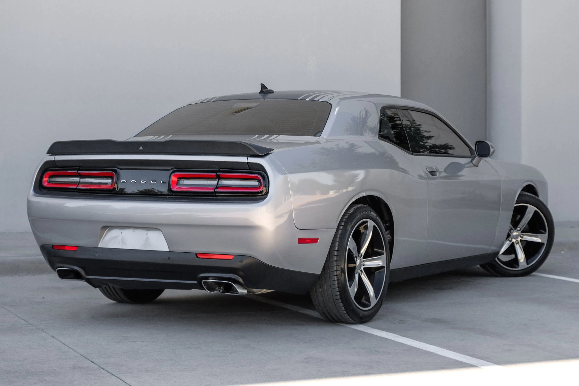 Used 2016 Dodge Challenger R/T Plus image 11