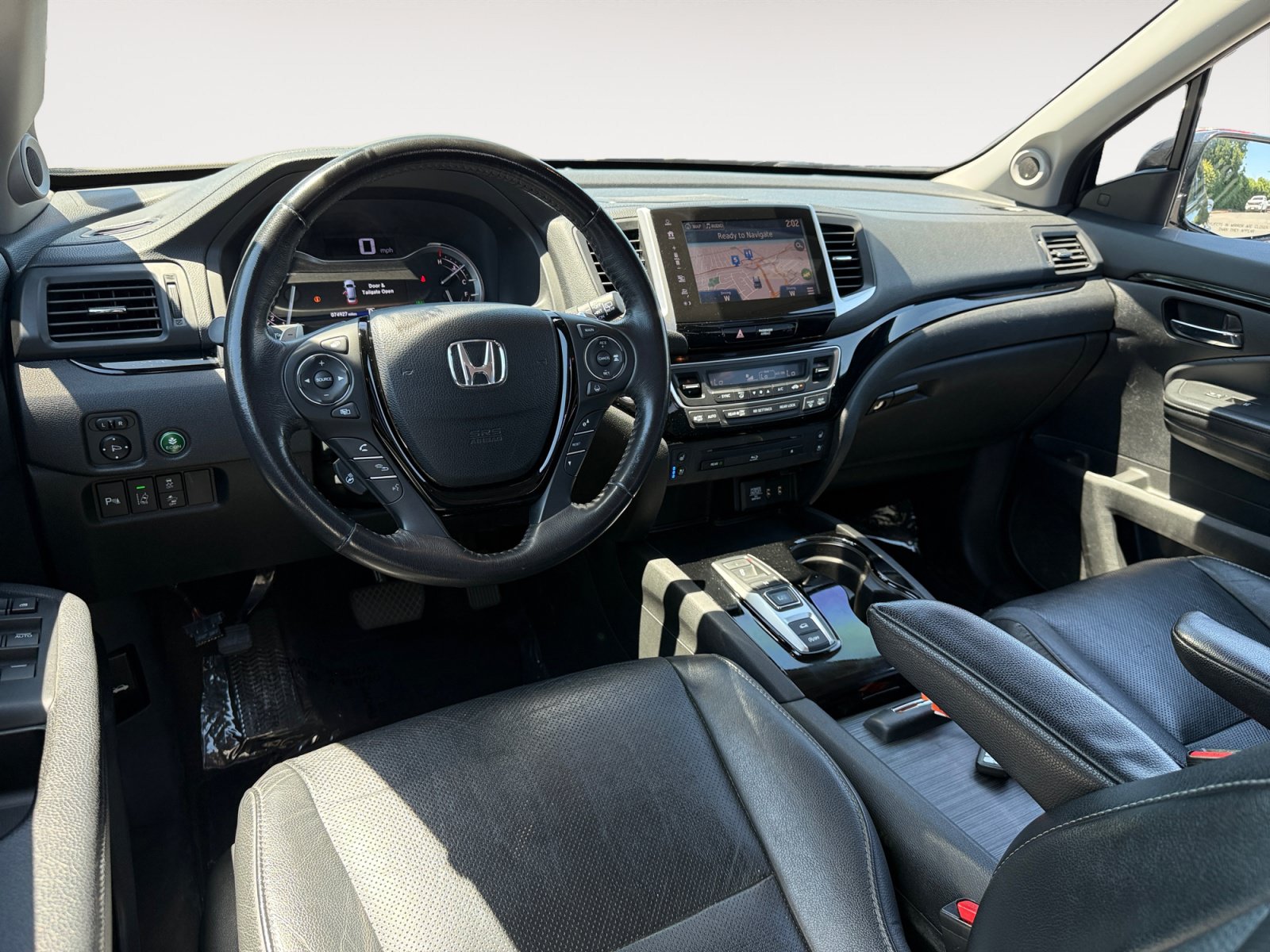 Used 2018 Honda Pilot Elite image 15