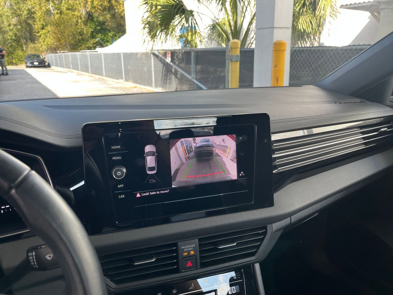 Used 2025 Volkswagen Jetta Sport image 24