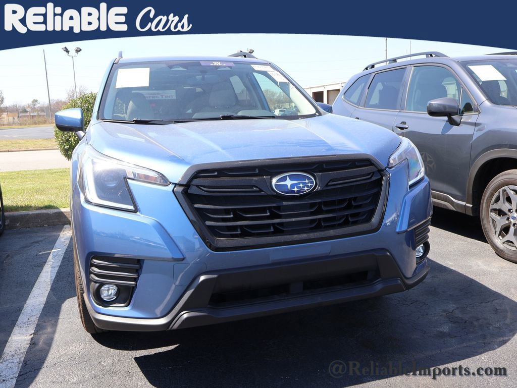 Used 2024 Subaru Forester Premium image 3