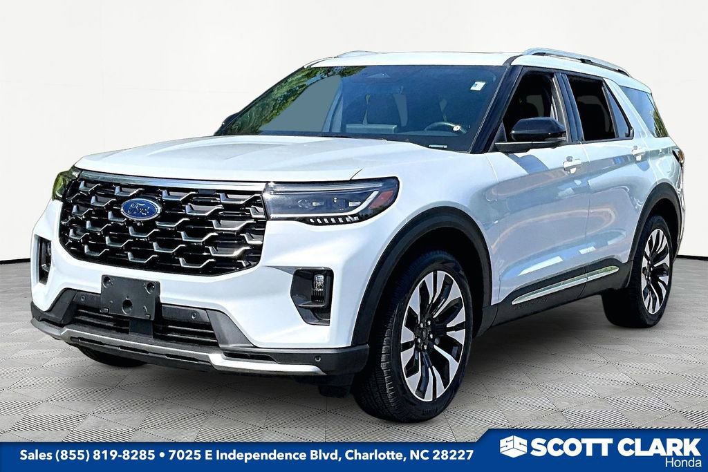 Used 2025 Ford Explorer Platinum w/ LUX Leather Package image 3