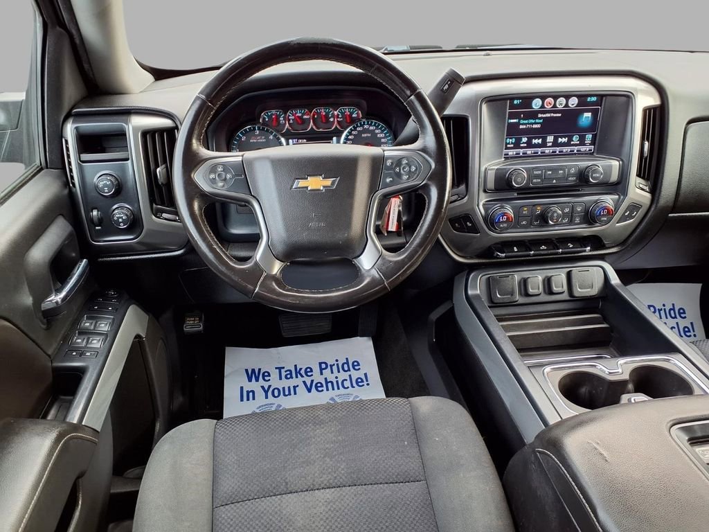 Used 2018 Chevrolet Silverado 1500 LT w/ All Star Edition AWD/4WD image 4
