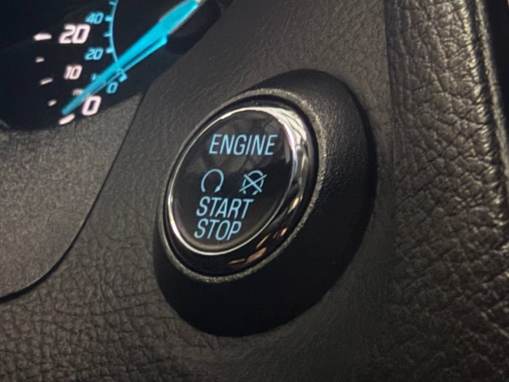 Used 2012 Ford Focus Titanium FWD image 21
