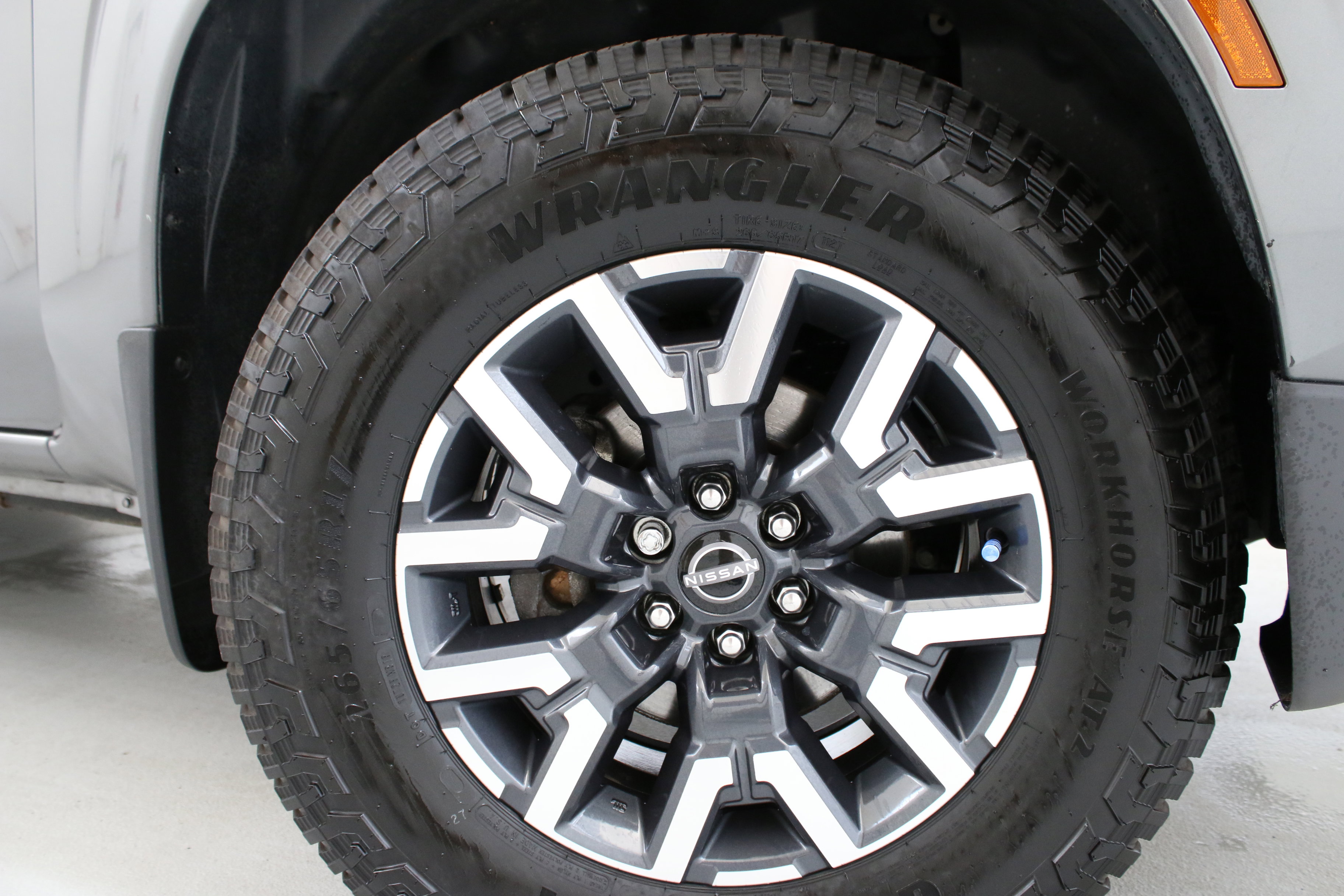 Used 2022 Nissan Frontier SV AWD/4WD image 31