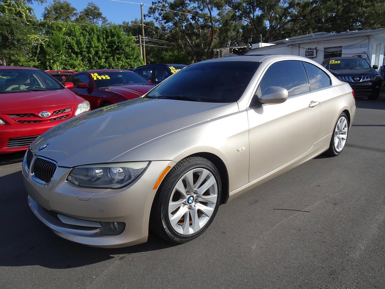 Used 2013 BMW 328i Coupe image 2