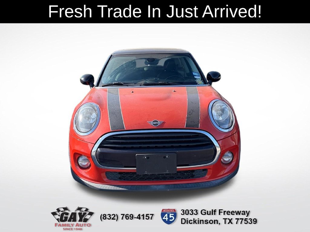 Used 2019 MINI Cooper 2-Door Hardtop FWD image 2