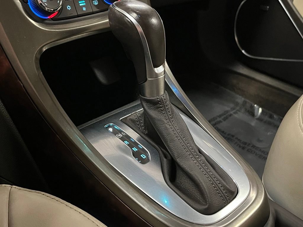 Used 2013 Buick Verano Leather FWD image 14