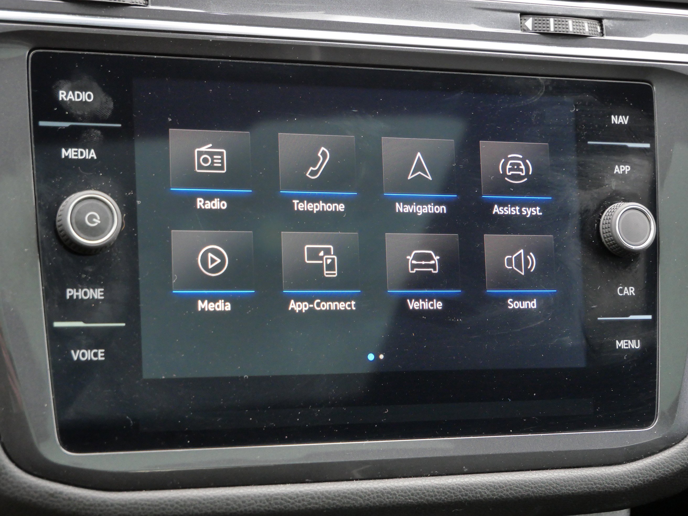 Used 2023 Volkswagen Tiguan SEL R-Line image 24