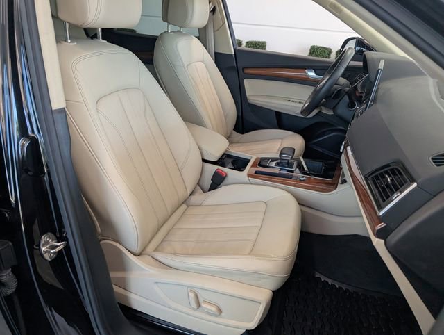 Used 2023 Audi Q5 2.0T Premium Plus w/ Premium Plus Package image 17