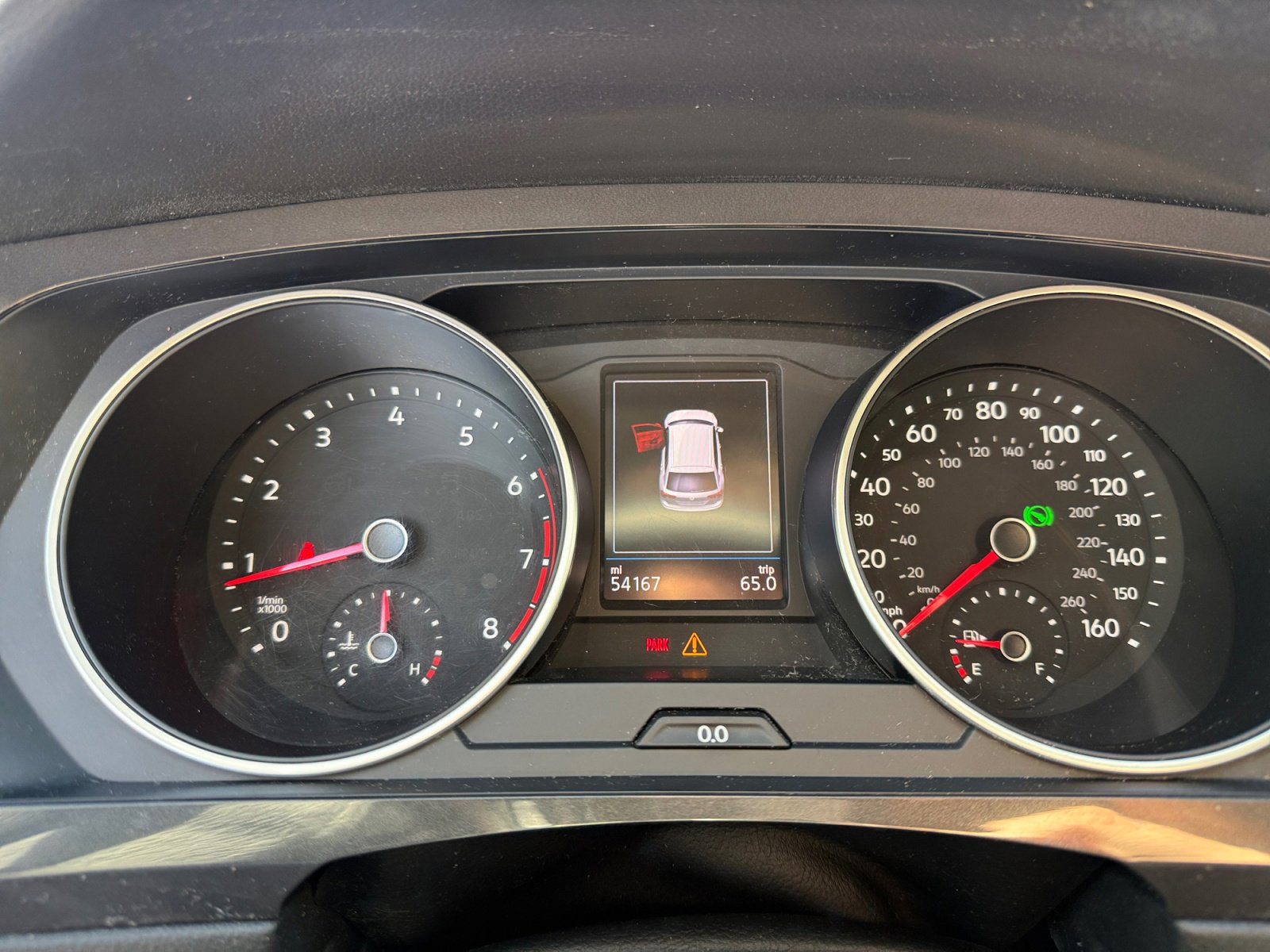 Used 2020 Volkswagen Tiguan S image 26