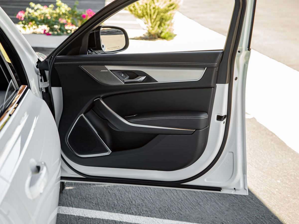 New 2024 Jaguar XF R-Dynamic SE image 24