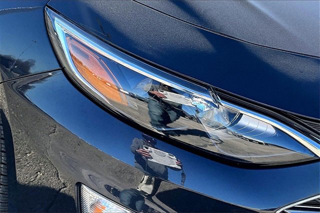 Used 2023 Chevrolet Malibu LT image 32