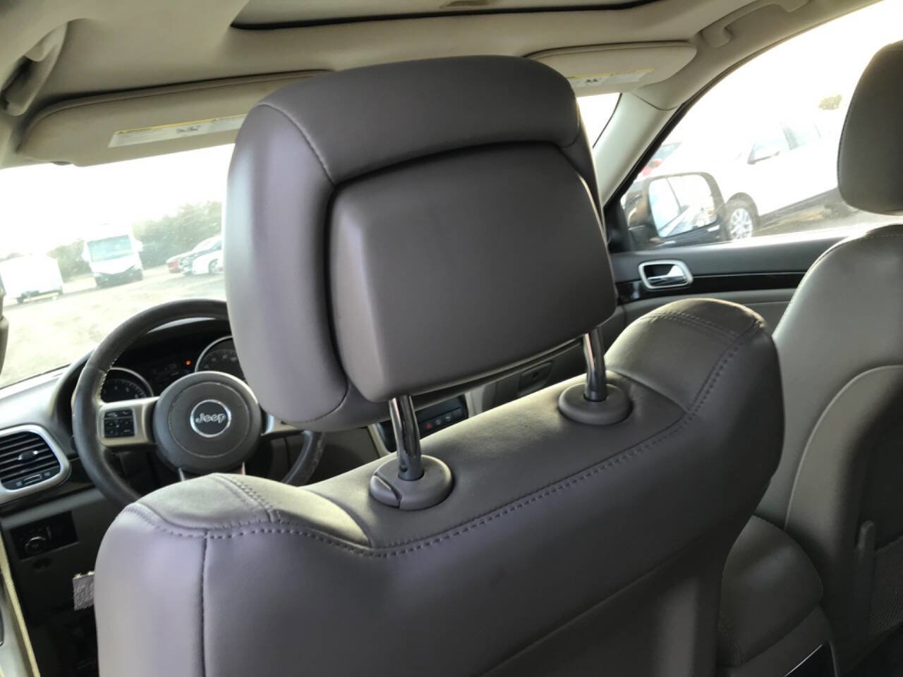 Used 2013 Jeep Grand Cherokee Laredo image 21