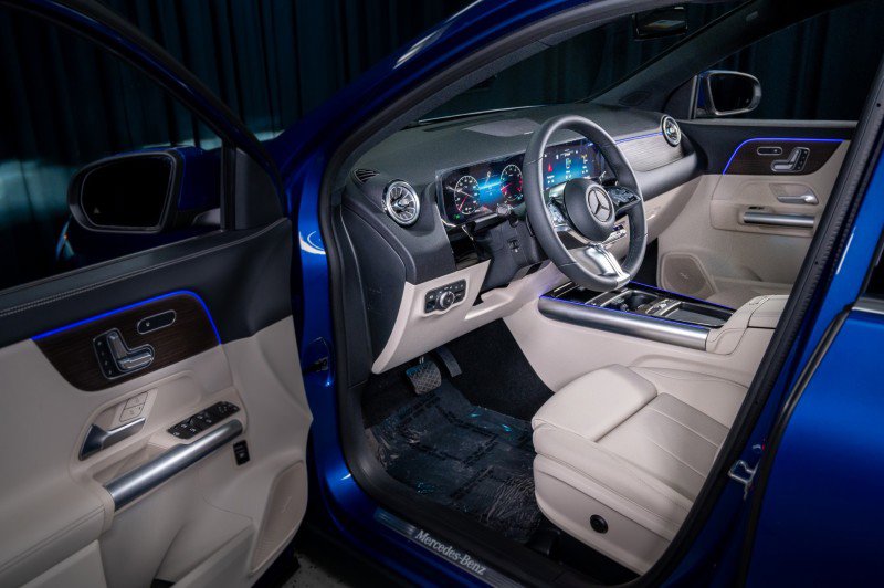 Certified 2025 Mercedes-Benz GLA 250 image 10