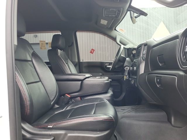 Used 2022 Chevrolet Silverado 2500 Custom w/ Custom Value Package image 13