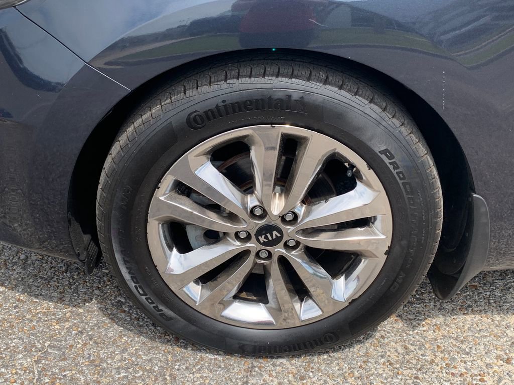Used 2015 Kia Sedona SX Limited w/ SXL Technology Package FWD image 6