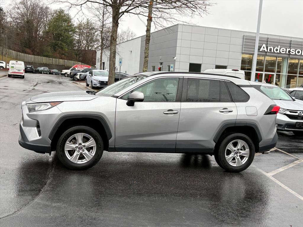 Used 2021 Toyota RAV4 XLE image 5