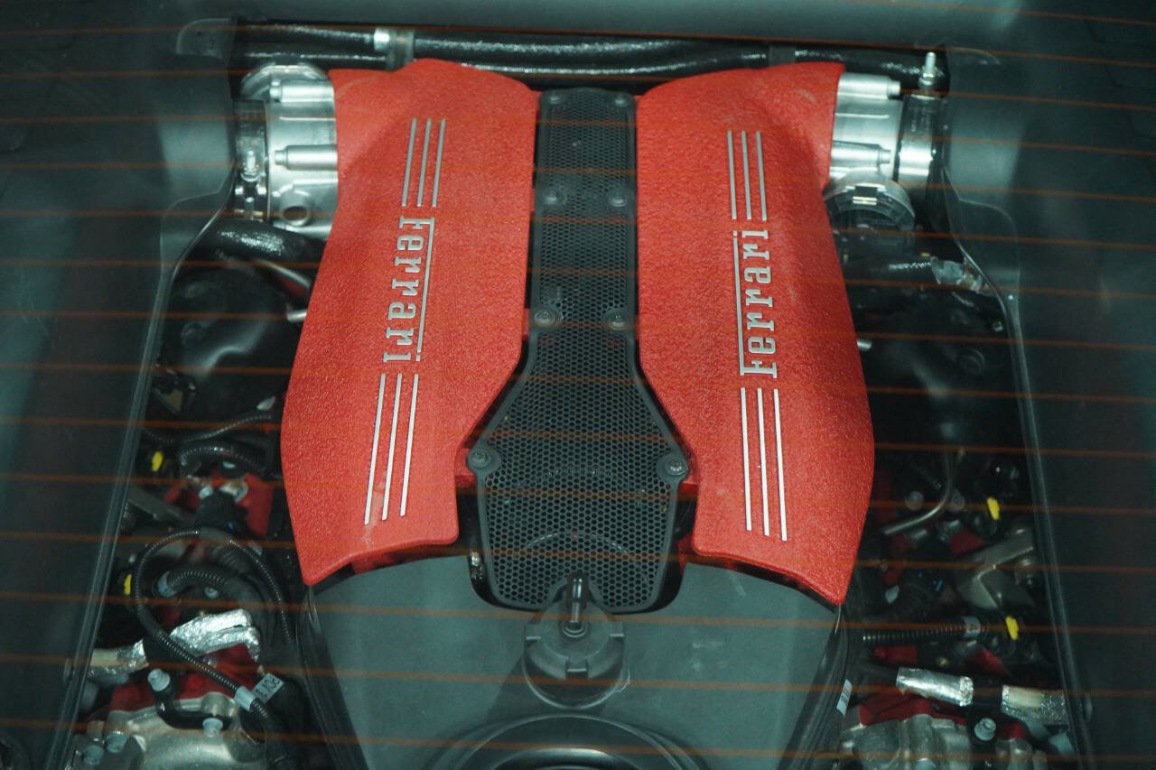 Used 2017 Ferrari 488 GTB image 62