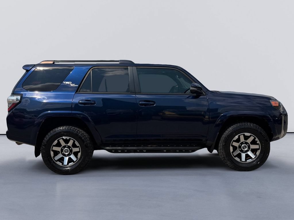 Used 2019 Toyota 4Runner TRD Off-Road Premium AWD/4WD image 2