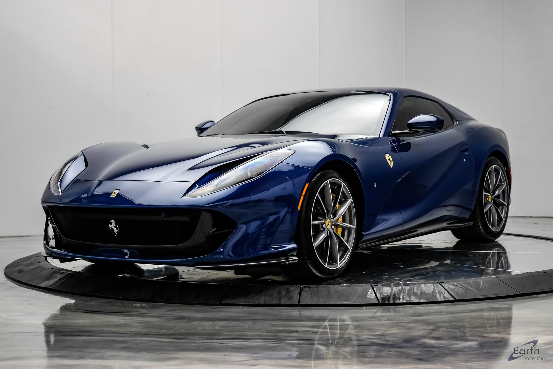 Used 2022 Ferrari 812 GTS RWD image 6