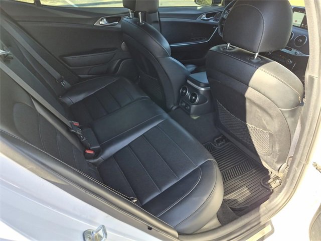 Used 2021 Kia Stinger GT2 image 18