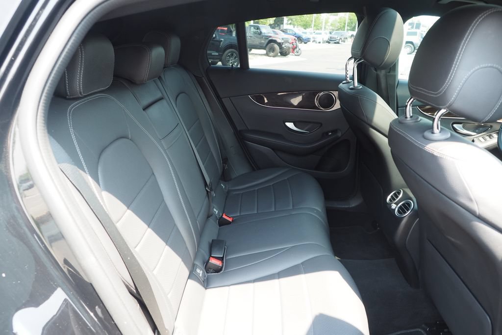 Used 2020 Mercedes-Benz GLC 300 4MATIC Coupe image 20