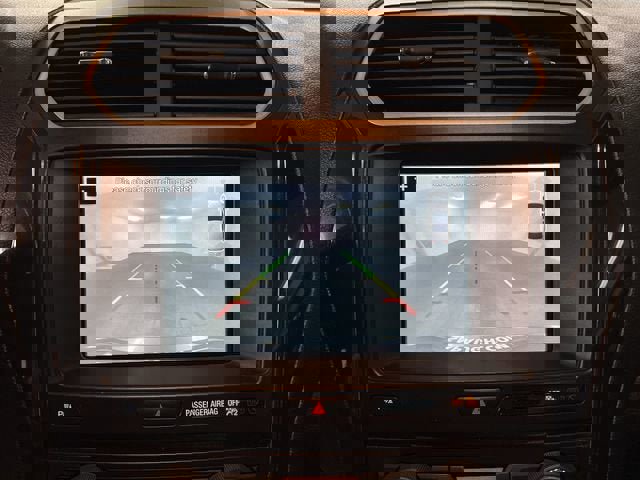 Used 2017 Ford Explorer XLT w/ Equipment Group 202A image 14