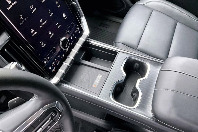 Used 2024 GMC Acadia Elevation FWD image 14