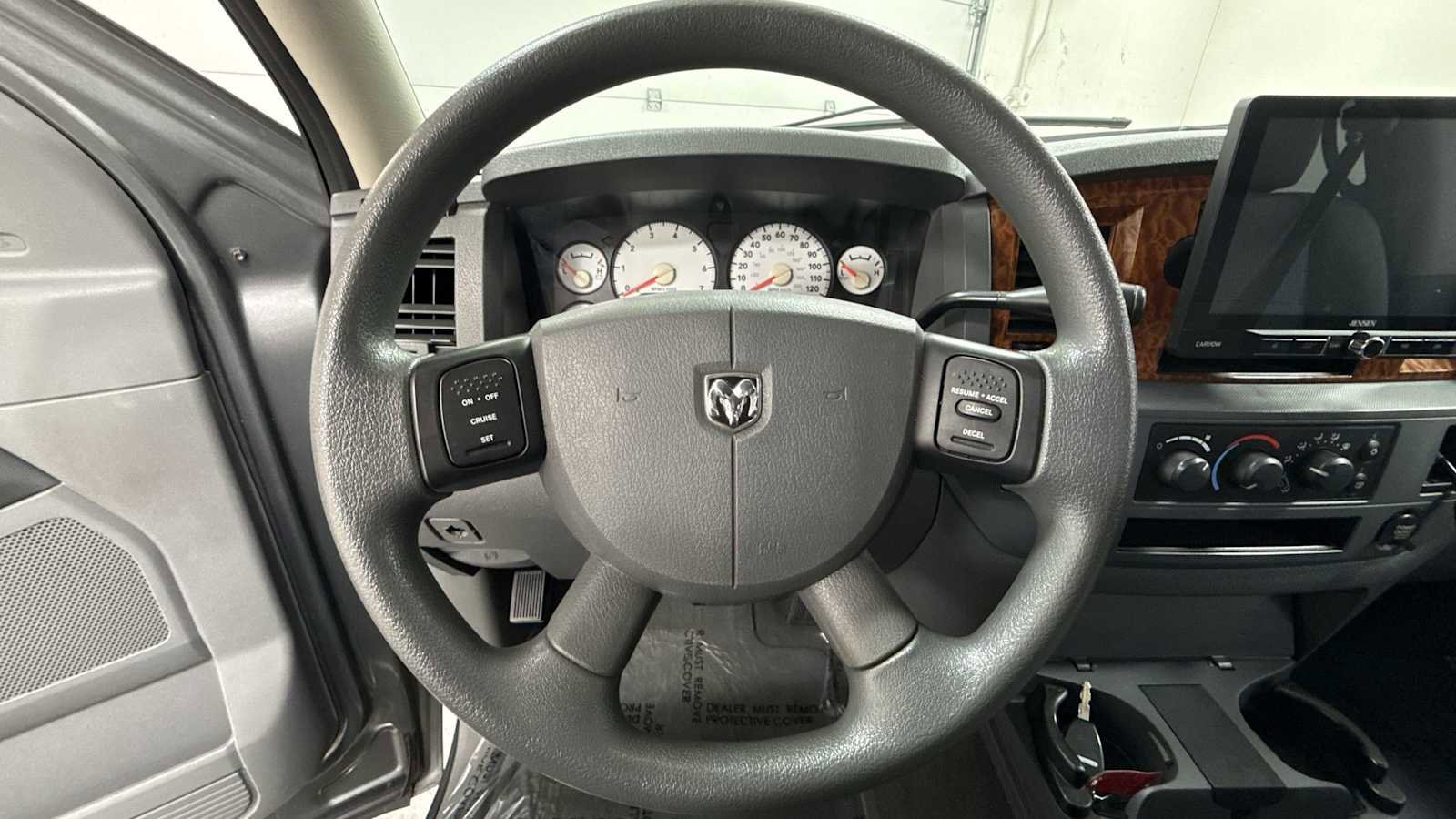 Used 2006 Dodge Ram 1500 Truck SLT image 16