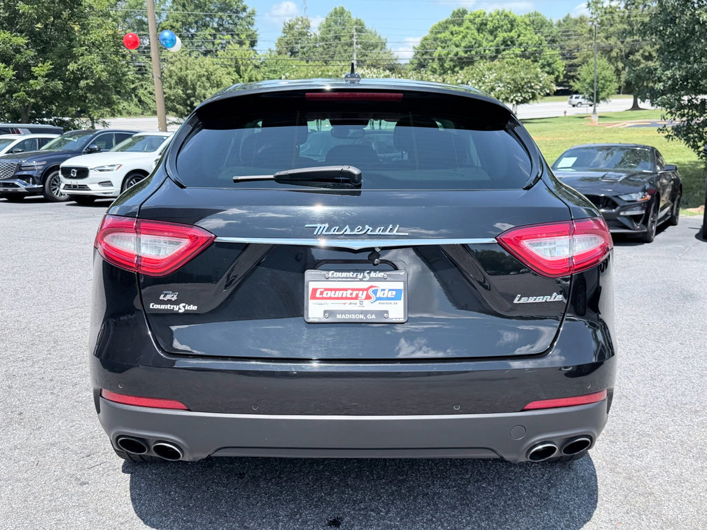 Used 2018 Maserati Levante AWD/4WD image 8